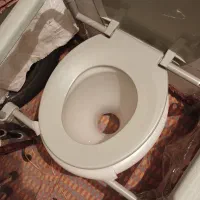 توالت فرنگی قابل تنظیم.