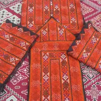 زی آستین چرخ و دست خزان گندم