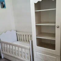 تخت و بوفه نوزاد و کودک همراه با تشک