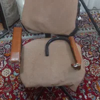 صندلی چرخدار آهنی