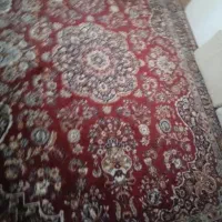قالی قرمز قدیمی مثل دستباف
