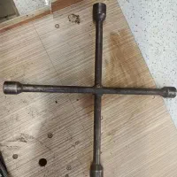 آچار چرخ آمریکایی