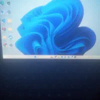 سرفیس ۵ پرو سیمکارت خور و رم خور