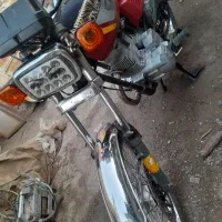 موتورهندا۲۰۰مدل ۸۸
