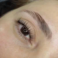کاشت مژه و لیفت مژه و ابرو و اکستنشن مو
