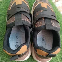 پوتین یک بار پوشیده به فروش میرسه