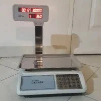 ترازو ۴۰ کیلویی در حد نو.