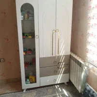 کمد بچه تمیز فروشی