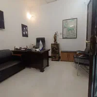 واحد-اداری-30-متری-مناسب-دفتر-کار-و-استارتاپ