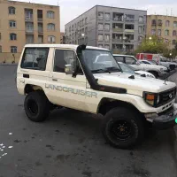 تویوتا لندکروز Fj70 معروف به کالاسکه