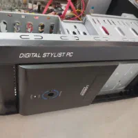 کیس و مانیتور