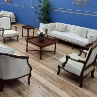 مبل کویین فرانسوی