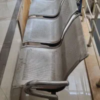 صندلی انتظار فلزی