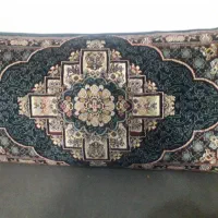 ۲ عدد پشتی قالینی نو نو