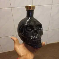 بطری شیشه ای جمجمه