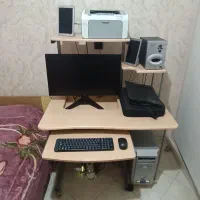 میز کامپیوتر