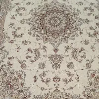 فرش کرم ۱۲ متری  خوش نقش در حد نو