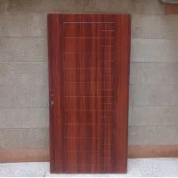 درب چوبی ورودی خانه