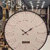 ساعت دیواری