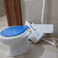 توالت فرنگی و فلاش تانک