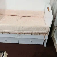 تخت کودک گهواره دار