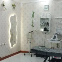*اجاره اتاق۱۲متری درسالن زیبایی سرچهارراه مخابرات*