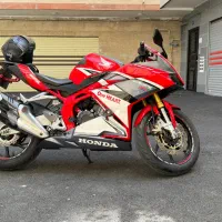 Cbr 250 rr پلاک ملی