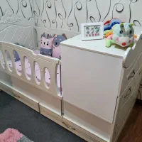 تخت و کمد کودک