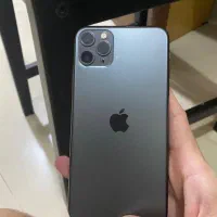 آیفون ۱۱پرو سفید و سبز