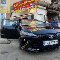 شیشه اتومبیل امید