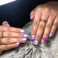 ناخن کار مژه کار ارایشگر