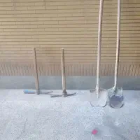 بیل و کلنگ و کابینت