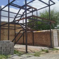 زمین با اسکلت بندی