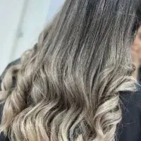 آموزش  مبتدی و حرفه ای لاین رنگ مو یه شغل پر درامد