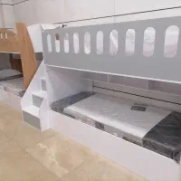 تخت دو طبقه