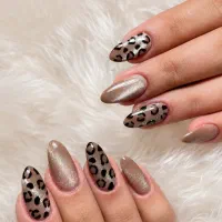 آفر ویژه کاشت ناخن،ترمیم ولمینت