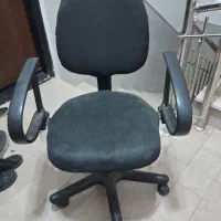 میز تحریر و صندلی گردون