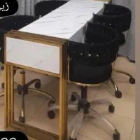 آیینه و کنسول
