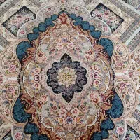 دو عدد فرش ۹ متری کاملا سالم