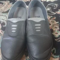 کفش سایز ۳۸ در حد نو طبی اصل