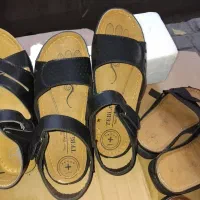 صندل زنانه بنددار