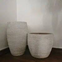 گلدان سفالی