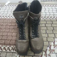 چکمه سایز 37