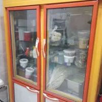 یخچال درحال کار و کاملا سالم