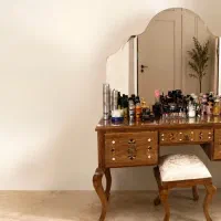 میز ارایش سلطنتی