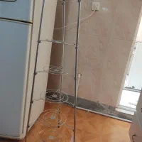 استند قابلمه.جای. شش قابلمه داره