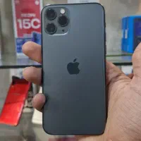 گوشی شیائومی و ایفون
