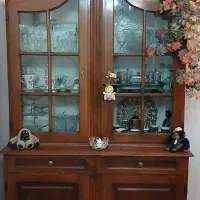 ویترین و کنسول