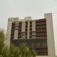 استخدام نیروی خدمات