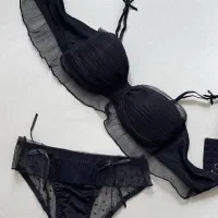 لباس زیر زنانه